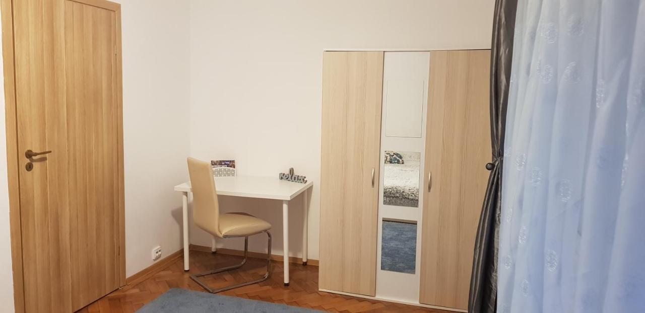 Petuniei Apartment Braszów Zewnętrze zdjęcie